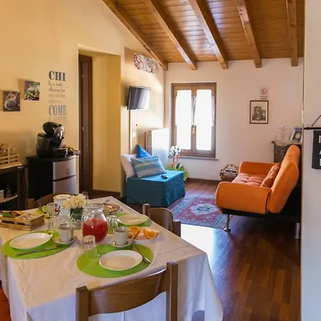 Amici Del Colle Bed & Breakfast
